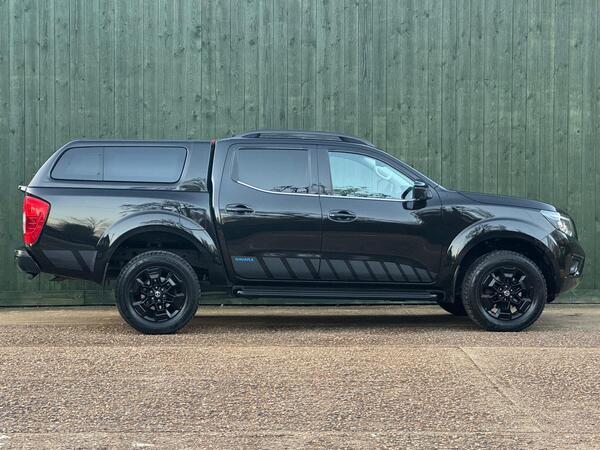 Nissan Navara 2.3 dCi N-Guard Auto 4WD Euro 6 4dr
