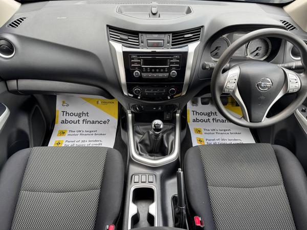 Nissan Navara 2.3 dCi Acenta 4WD Euro 6 (s/s) 4dr