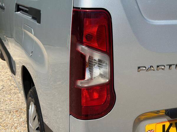 Peugeot Partner 1.5 BlueHDi 950 Professional Premium Long Panel Van LWB Euro 6 6dr