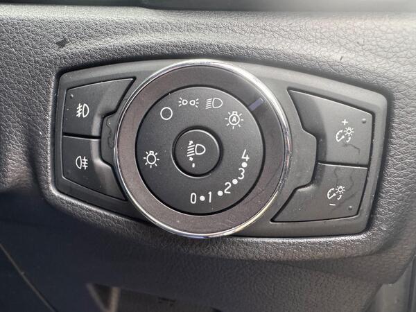 Ford Ranger 3.2 TDCi Wildtrak Auto 4WD Euro 6 (s/s) 4dr