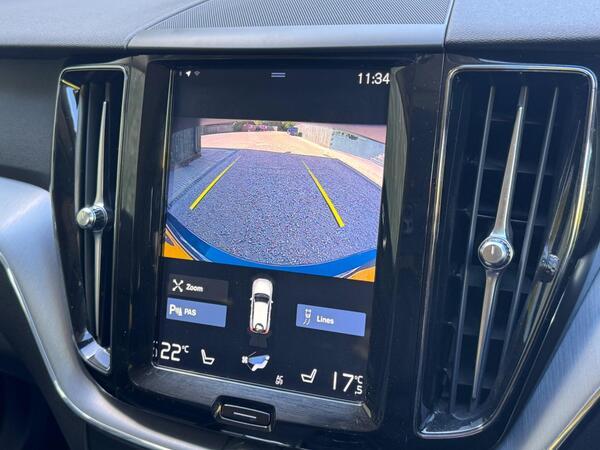 Volvo XC60 2.0 T4 Edition Auto Euro 6 (s/s) 5dr