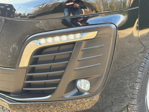 Peugeot Expert 2.0 BlueHDi 1400 Professional Premium Standard Panel Van MWB Euro 6 (s/s) 6dr