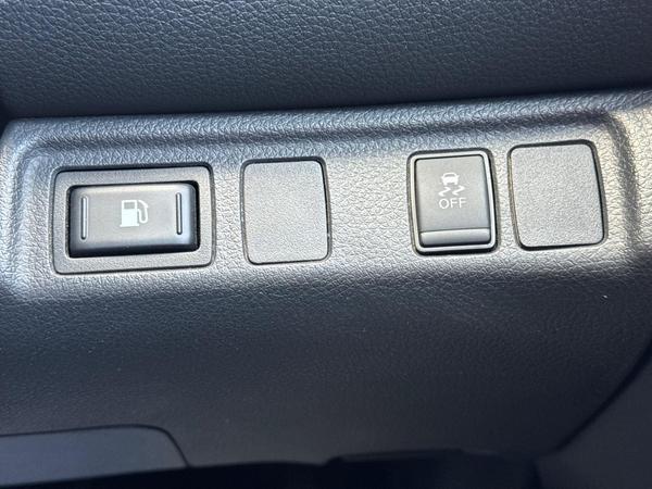 Nissan Navara 2.3 dCi Tekna Auto 4WD Euro 6 4dr