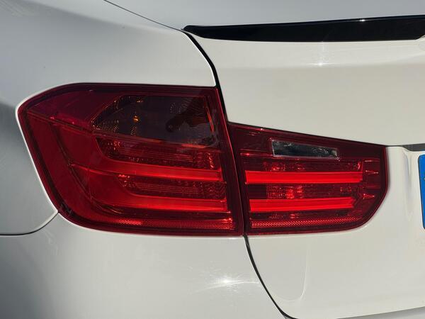 BMW 3 Series 2.0 320d M Sport Auto xDrive Euro 5 (s/s) 4dr