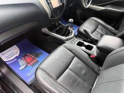 Nissan Navara 2.3 dCi Tekna 4WD Euro 6 (s/s) 4dr at 12th