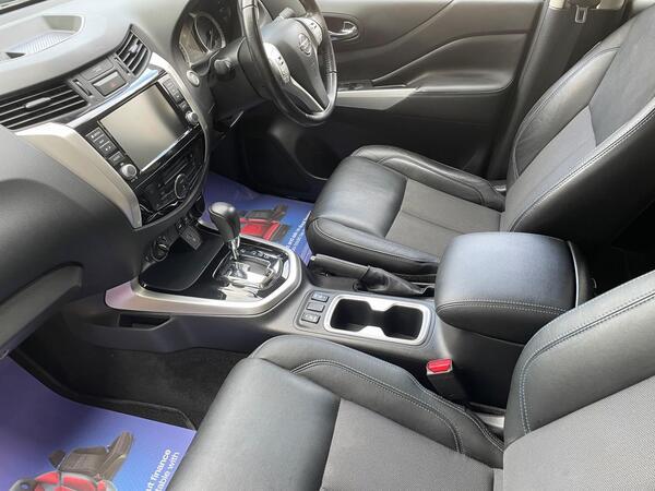Nissan Navara 2.3 dCi N-Guard Auto 4WD Euro 6 4dr
