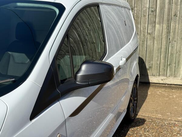 Ford Transit Courier 1.0 EcoBoost Sport L1 Euro 6 5dr