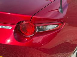 Mazda MX-5 RF 1.5 SKYACTIV-G Sport Nav Euro 6 2dr at 34th