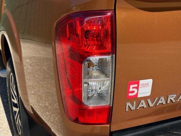 Nissan Navara 2.3 dCi Tekna Auto 4WD Euro 6 4dr
