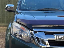 Isuzu D-Max 2.5 TD Utah Huntsman 4x4 4dr at 23th