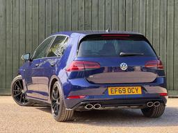Volkswagen Golf 2.0 TSI R DSG 4Motion Euro 6 (s/s) 5dr at 12th