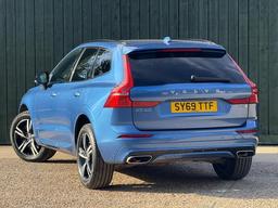 Volvo XC60 2.0 D4 R-Design Auto Euro 6 (s/s) 5dr at 14th