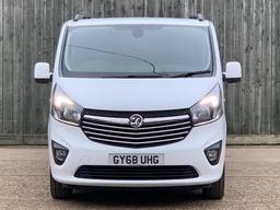 Vauxhall Vivaro 1.6 CDTi 2900 BiTurbo ecoTEC Limited Edition Nav Crew Van L2 H1 Euro 6 (s/s) 5dr (6 Seat) at 5th