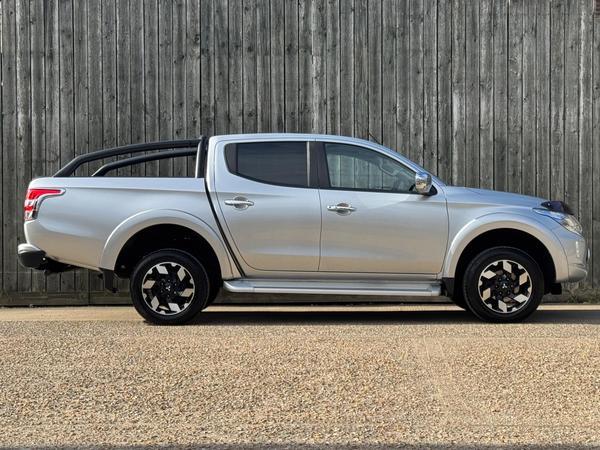 Mitsubishi L200 2.4 DI-D DC Barbarian 4WD Euro 6 4dr