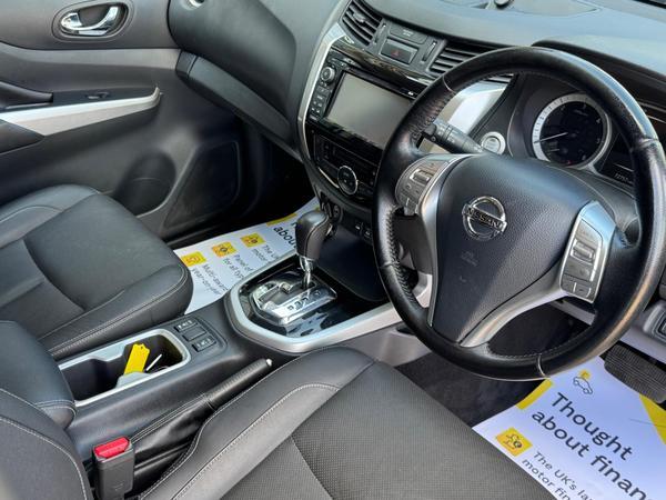 Nissan Navara 2.3 dCi Tekna Auto 4WD Euro 6 4dr