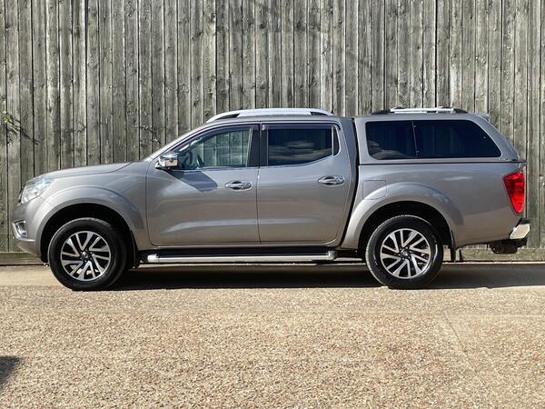 Nissan Navara 2.3 dCi Tekna Auto 4WD Euro 6 4dr