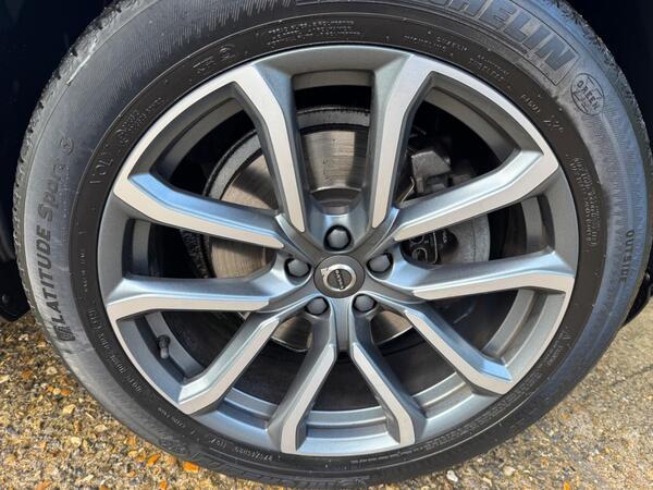 Volvo XC90 2.0 D5 PowerPulse Inscription Auto 4WD Euro 6 (s/s) 5dr