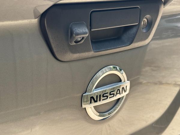 Nissan Navara 2.3 dCi N-Guard Auto 4WD Euro 6 4dr