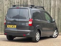 Ford Transit Courier 1.6 TDCi Trend L1 Euro 5 5dr at 14th