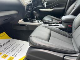 Nissan Navara 2.3 dCi N-Guard Auto 4WD Euro 6 4dr at 26th