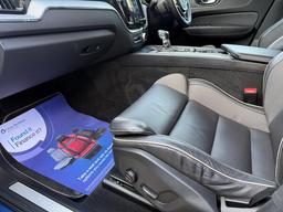 Volvo XC60 2.0 D4 R-Design Auto Euro 6 (s/s) 5dr at 27th