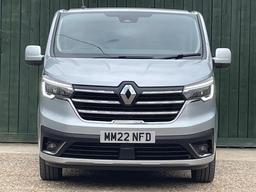 Renault Trafic 2.0 dCi Blue LL30 Sport L2 H1 Euro 6 (s/s) 5dr at 6th