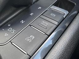 Volkswagen Tiguan 2.0 TDI R-Line DSG 4Motion Euro 6 (s/s) 5dr at 26th