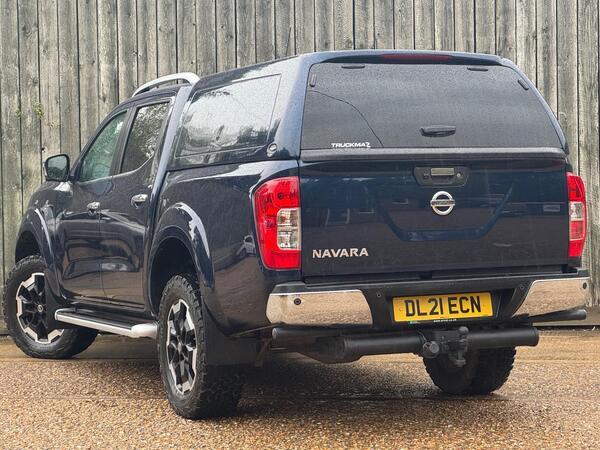 Nissan Navara 2.3 dCi Tekna Auto 4WD Euro 6 4dr