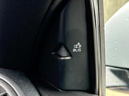 Volvo V40 2.0 D3 R-Design Edition Auto Euro 6 (s/s) 5dr at 31th