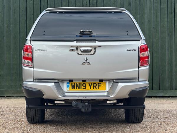 Mitsubishi L200 2.4 DI-D DC Barbarian 4WD Euro 6 4dr