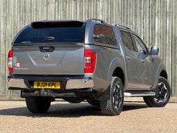 Nissan Navara 2.3 dCi Tekna Auto 4WD Euro 6 4dr at 24th