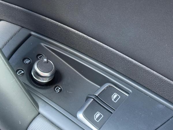 Audi S1 2.0 TFSI quattro Euro 6 (s/s) 3dr