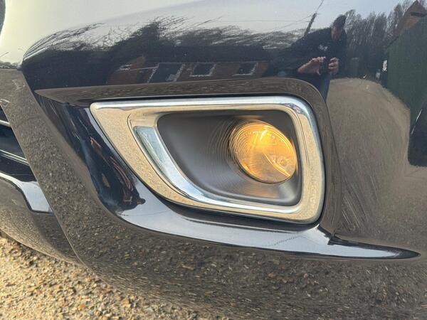 Nissan Navara 2.3 dCi Acenta+ 4WD Euro 6 (s/s) 4dr