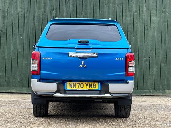 Mitsubishi L200 2.2 DI-D DC Barbarian Auto 4WD Euro 6 (s/s) 4dr