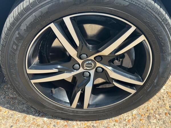 Volvo XC60 2.0 D4 R-Design AWD Euro 6 (s/s) 5dr