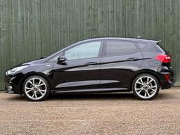 Ford Fiesta 1.0T EcoBoost ST-Line Euro 6 (s/s) 5dr at 15th