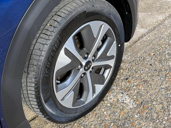 Kia Niro 64kWh 4+ Auto 5dr