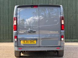 Renault Trafic 2.0 dCi ENERGY 28 Black Edition EDC SWB Standard Roof Euro 6 (s/s) 5dr at 16th