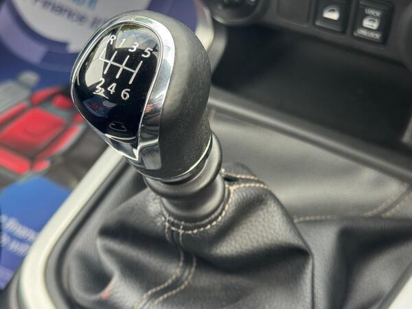 Nissan Navara 2.3 dCi Acenta 4WD Euro 6 (s/s) 4dr
