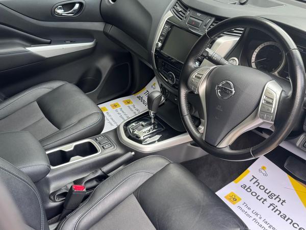 Nissan Navara 2.3 dCi N-Guard Auto 4WD Euro 6 4dr