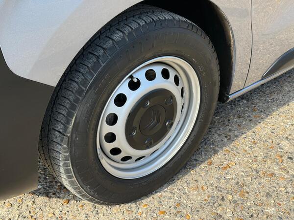 Citroen Dispatch 1.5 BlueHDi 1000 Enterprise Pro M FWD 2 Euro 6 (s/s) 6dr