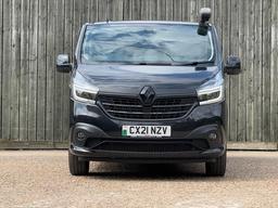Renault Trafic 2.0 dCi ENERGY 28 Black Edition SWB Standard Roof Euro 6 (s/s) 5dr at 43th