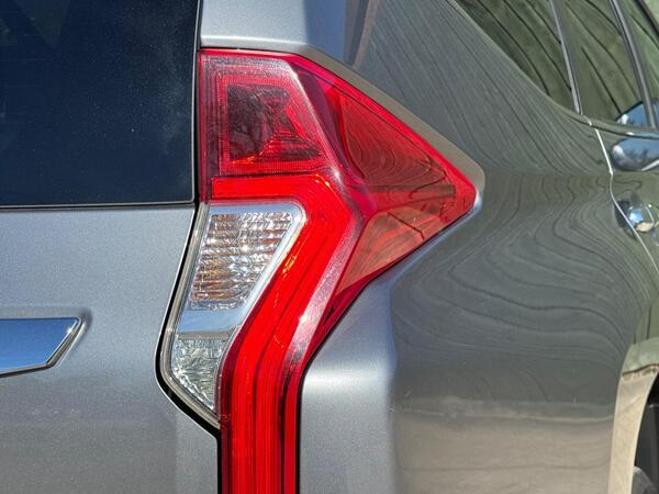 Mitsubishi Shogun Sport 2.4D 3 Auto 4WD Euro 6 5dr