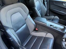 Volvo XC60 2.0 D4 R-Design Auto Euro 6 (s/s) 5dr at 8th