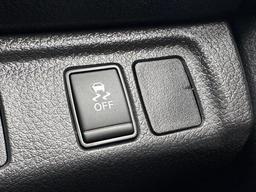 Nissan Navara 2.3 dCi Tekna Auto 4WD Euro 6 4dr at 41th