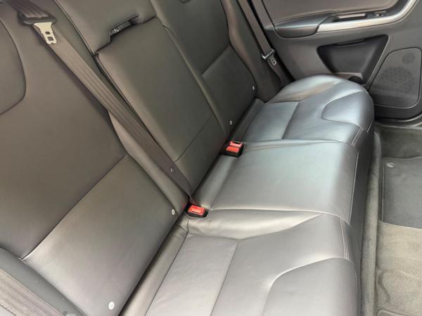 Volvo XC60 2.0 D4 SE Nav Euro 6 (s/s) 5dr