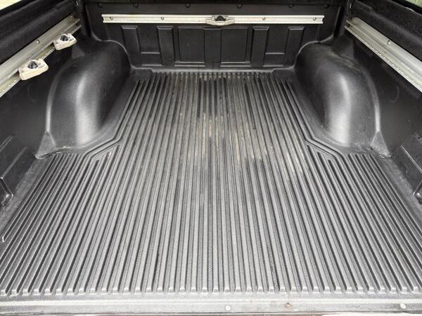 Nissan Navara 2.3 dCi Tekna Auto 4WD Euro 6 4dr