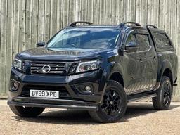 Nissan Navara 2.3 dCi N-Guard Auto 4WD Euro 6 4dr at 7th