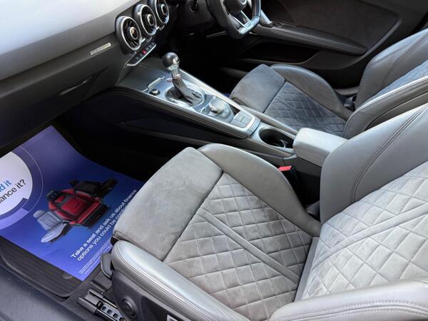 Audi TTS 2.0 TFSI S Tronic quattro Euro 6 (s/s) 3dr