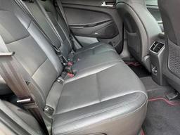 Hyundai TUCSON 1.6 T-GDi Premium Euro 6 (s/s) 5dr at 19th
